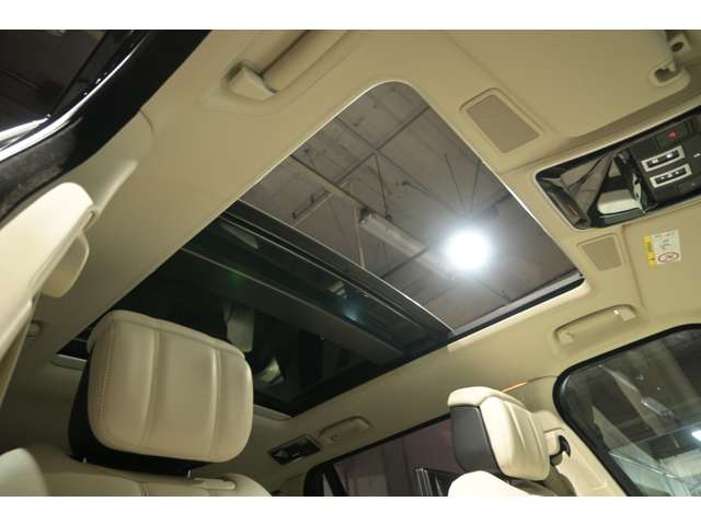 ランドローバー レンジローバー オートバイオグラフィ ロングホイールベース ４ＷＤ H30年 (関東) 99