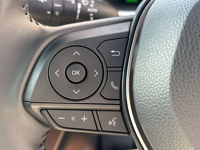 トヨタ カローラクロス　ハイブリッド １．８ ハイブリッド Ｚ R6年 (近畿) 99