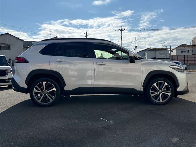 トヨタ カローラクロス　ハイブリッド １．８ ハイブリッド Ｚ R6年 (近畿) 99