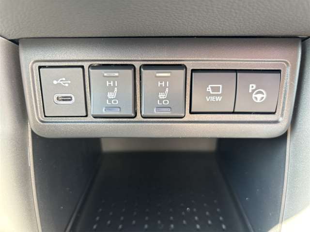 トヨタ カローラクロス　ハイブリッド １．８ ハイブリッド Ｚ R6年 (近畿) 99