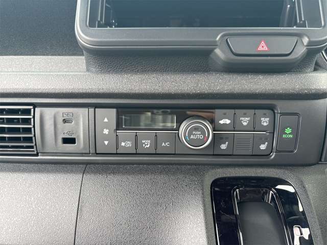 ホンダ Ｎ　ＢＯＸ カスタム ６６０ ターボ コーディネートスタイル ２トーン R6年 (近畿) 99