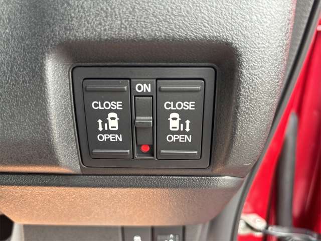 ホンダ Ｎ　ＢＯＸ カスタム ６６０ ターボ コーディネートスタイル ２トーン R6年 (近畿) 99