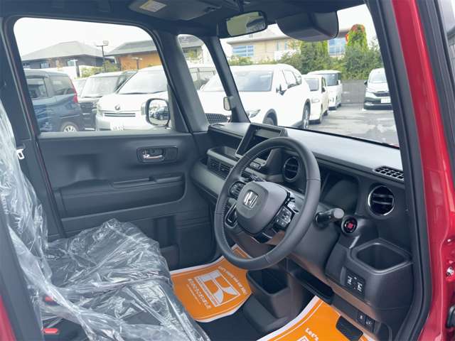 ホンダ Ｎ　ＢＯＸ カスタム ６６０ ターボ コーディネートスタイル ２トーン R6年 (近畿) 99