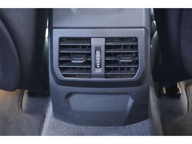 ＢＭＷ １シリーズ １１８Ｉ Ｍスポーツ ＤＣＴ R1年 (近畿) 99