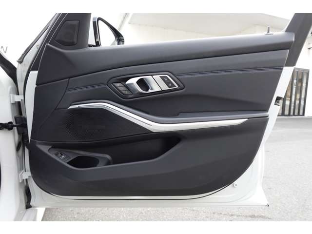 ＢＭＷ ３シリーズ ３１８Ｉ Ｍスポーツ R3年 (近畿) 99