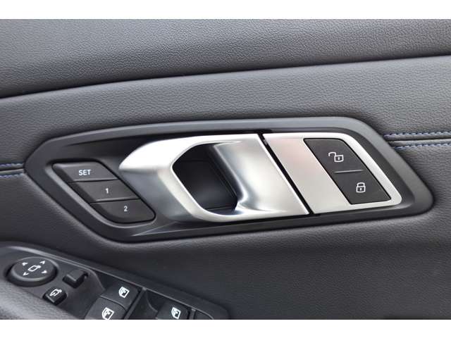 ＢＭＷ ３シリーズ ３１８Ｉ Ｍスポーツ R3年 (近畿) 99