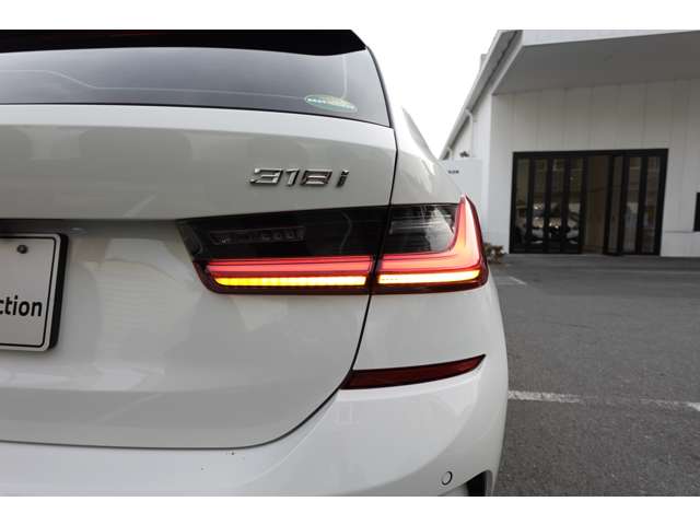 ＢＭＷ ３シリーズ ３１８Ｉ Ｍスポーツ R3年 (近畿) 99