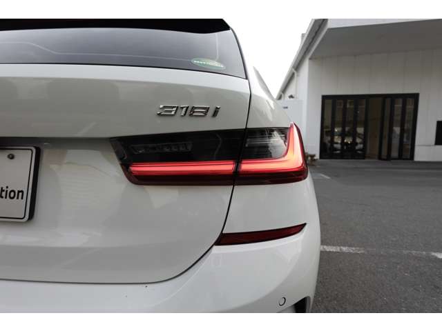ＢＭＷ ３シリーズ ３１８Ｉ Ｍスポーツ R3年 (近畿) 99