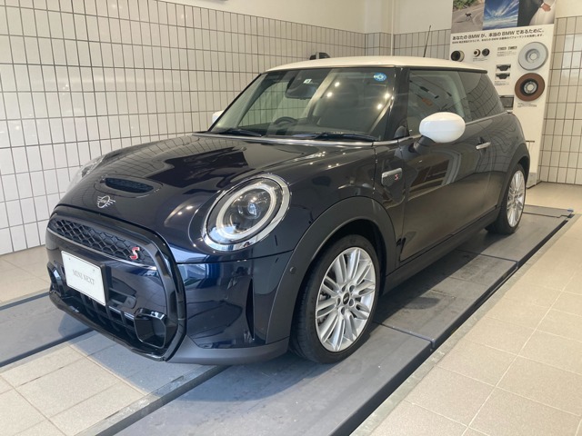 ミニ ミニ クーパーＳ ３ドア ＤＣＴ R4年 (近畿) 99