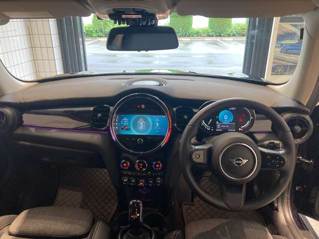 ミニ ミニ クーパーＳ ３ドア ＤＣＴ R4年 (近畿) 99