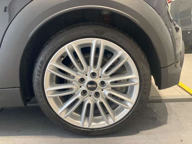 ミニ ミニ クーパーＳ ３ドア ＤＣＴ R4年 (近畿) 99