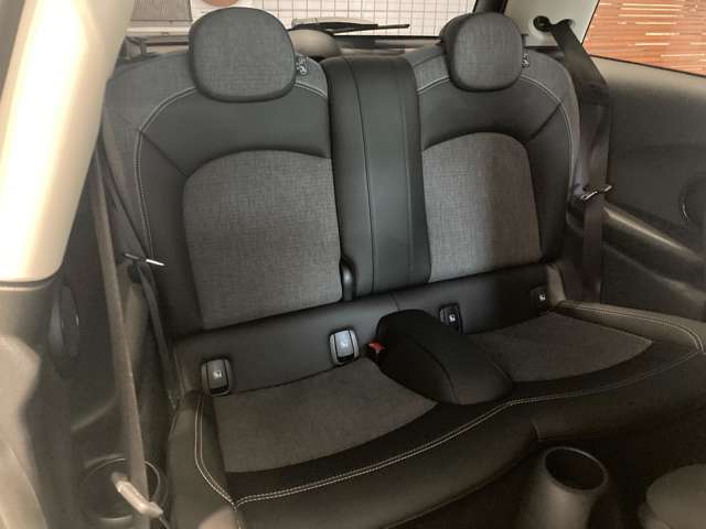 ミニ ミニ クーパーＳ ３ドア ＤＣＴ R4年 (近畿) 99