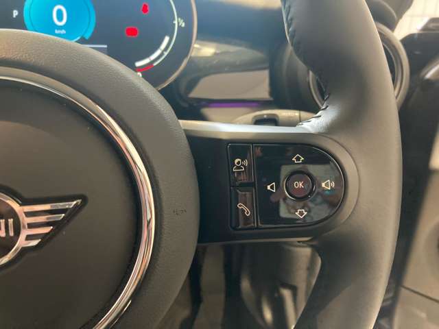 ミニ ミニ クーパーＳ ３ドア ＤＣＴ R4年 (近畿) 99