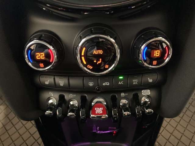 ミニ ミニ クーパーＳ ３ドア ＤＣＴ R4年 (近畿) 99