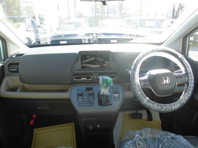 ホンダ フリード　ハイブリッド １．５ Ｅ：ＨＥＶ エアー ＥＸ R6年 (関東) 99