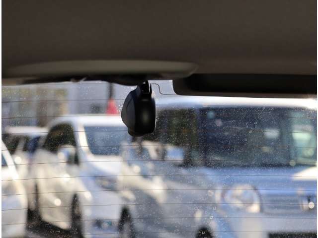 ホンダ フィット　ハイブリッド １．５ Ｅ：ＨＥＶ ホーム R2年 (関東) 99