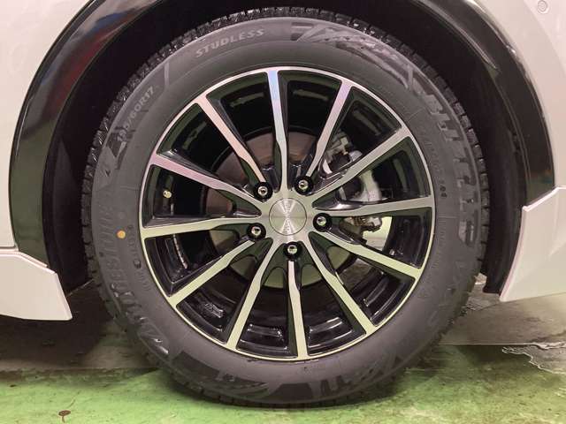 トヨタ プリウス ２．０ Ｚ Ｅ－ＦＯＵＲ ４ＷＤ R5年 (北海道) 99