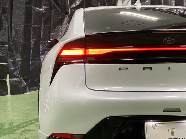 トヨタ プリウス ２．０ Ｚ Ｅ－ＦＯＵＲ ４ＷＤ R5年 (北海道) 99