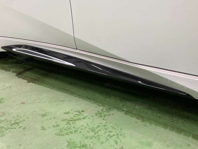 トヨタ プリウス ２．０ Ｚ Ｅ－ＦＯＵＲ ４ＷＤ R5年 (北海道) 99