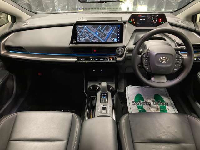 トヨタ プリウス ２．０ Ｚ Ｅ－ＦＯＵＲ ４ＷＤ R5年 (北海道) 99