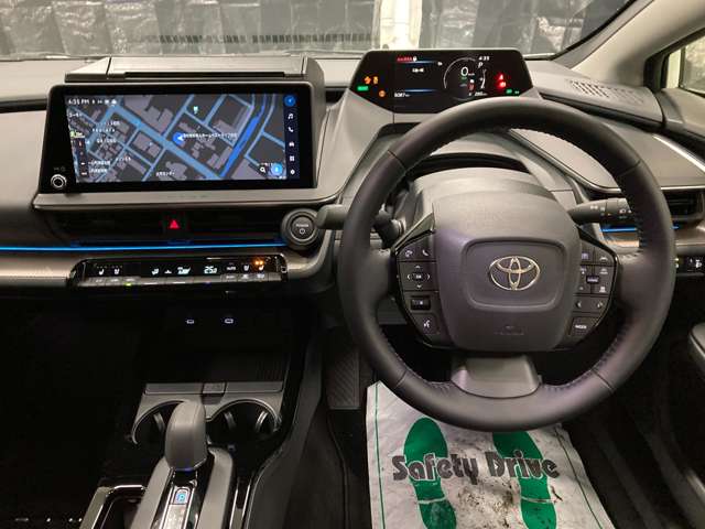 トヨタ プリウス ２．０ Ｚ Ｅ－ＦＯＵＲ ４ＷＤ R5年 (北海道) 99