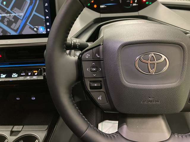 トヨタ プリウス ２．０ Ｚ Ｅ－ＦＯＵＲ ４ＷＤ R5年 (北海道) 99