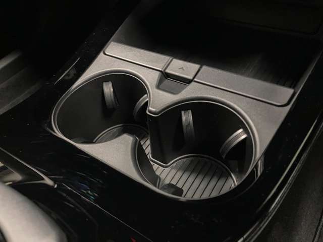 トヨタ プリウス ２．０ Ｚ Ｅ－ＦＯＵＲ ４ＷＤ R5年 (北海道) 99