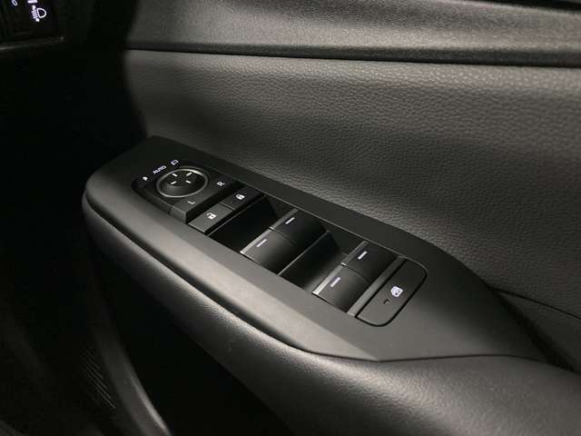 トヨタ プリウス ２．０ Ｚ Ｅ－ＦＯＵＲ ４ＷＤ R5年 (北海道) 99