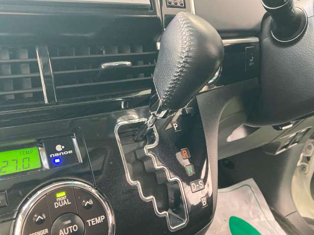 トヨタ エスティマ　ハイブリッド ２．４ アエラス プレミアム エディション ４ＷＤ H26年 (北海道) 99