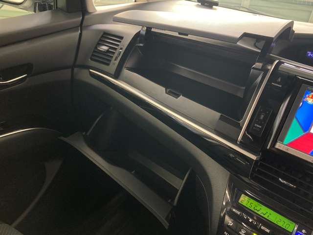 トヨタ エスティマ　ハイブリッド ２．４ アエラス プレミアム エディション ４ＷＤ H26年 (北海道) 99