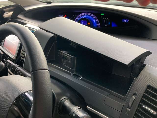 トヨタ エスティマ　ハイブリッド ２．４ アエラス プレミアム エディション ４ＷＤ H26年 (北海道) 99