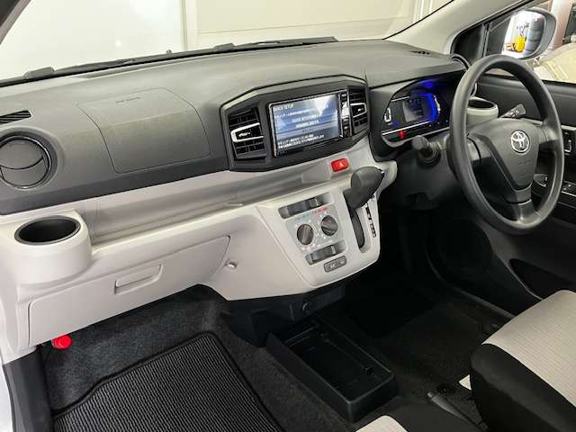 トヨタ ピクシス　エポック ６６０ Ｘ ＳＡＩＩＩ ４ＷＤ R1年 (北海道) 99