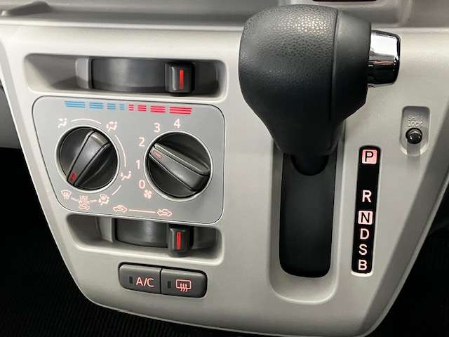 トヨタ ピクシス　エポック ６６０ Ｘ ＳＡＩＩＩ ４ＷＤ R1年 (北海道) 99