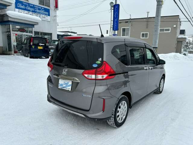 ホンダ フリード　ハイブリッド １．５ ハイブリッド クロスター ホンダセンシング ４ＷＤ R3年 (北海道) 99