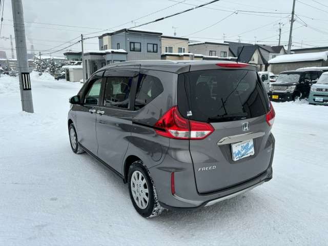 ホンダ フリード　ハイブリッド １．５ ハイブリッド クロスター ホンダセンシング ４ＷＤ R3年 (北海道) 99
