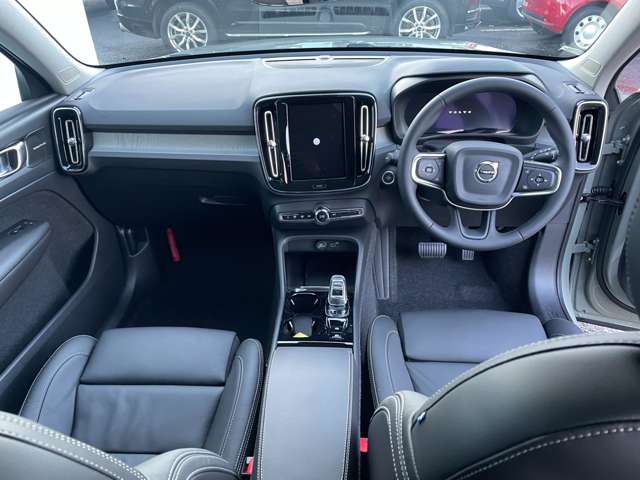 ボルボ ＸＣ４０ ウルトラ Ｂ４ ＡＷＤ ４ＷＤ R6年 (東北) 99