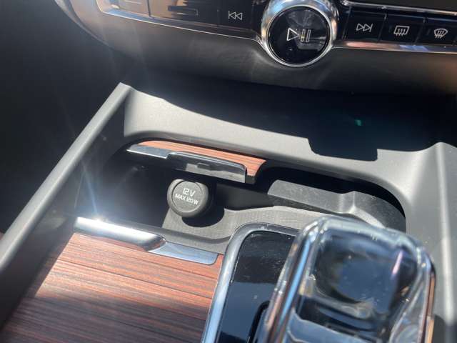 ボルボ Ｖ６０ アルティメット　Ｂ４ R6年 (東北) 99