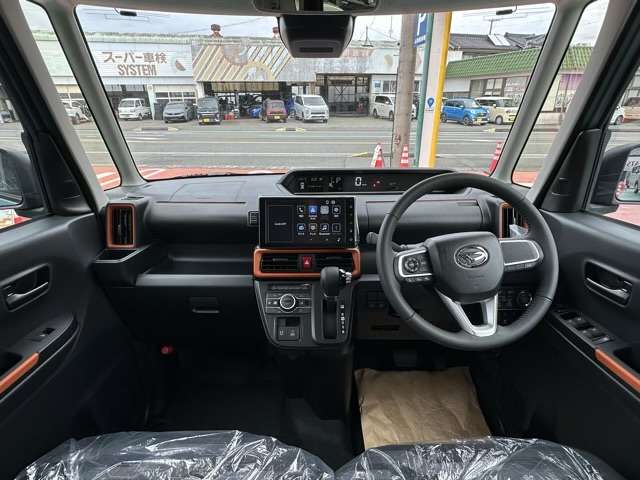 ダイハツ タント ６６０ ファンクロスターボ R6年 (東海) 99