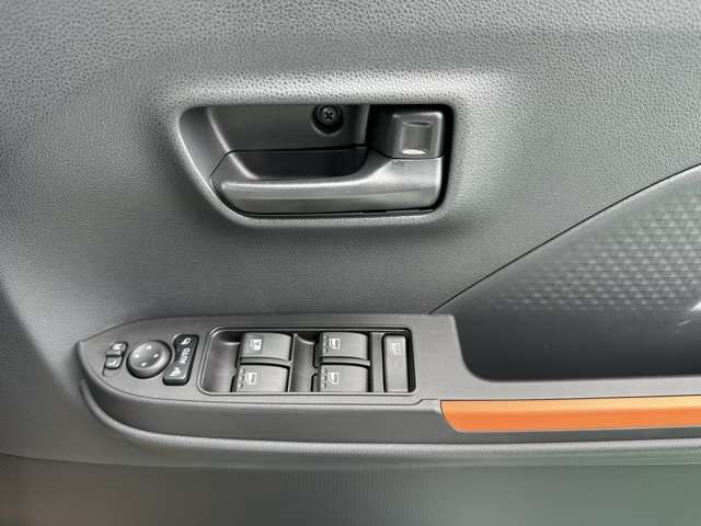 ダイハツ タント ６６０ ファンクロスターボ R6年 (東海) 99