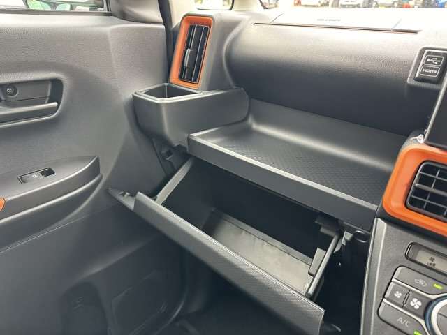 ダイハツ タント ６６０ ファンクロスターボ R6年 (東海) 99