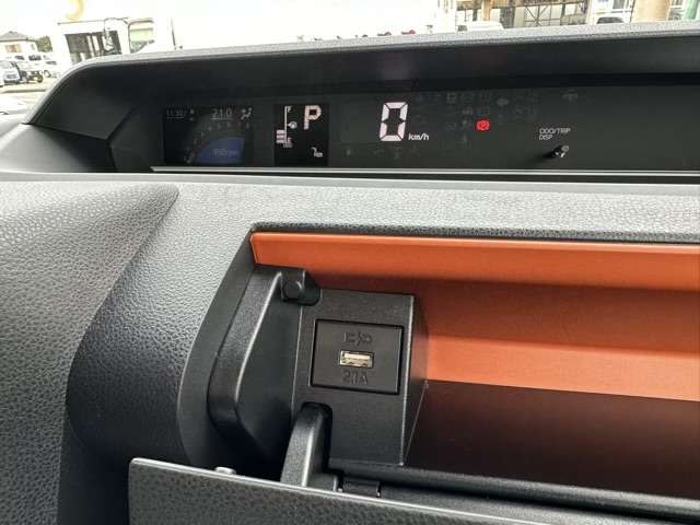 ダイハツ タント ６６０ ファンクロスターボ R6年 (東海) 99