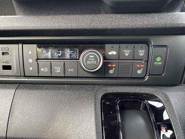 ホンダ Ｎ　ＢＯＸ カスタム ６６０ ターボ R6年 (関東) 99