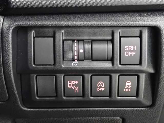 スバル インプレッサスポーツ １．６ Ｉ－Ｌ アイサイト ４ＷＤ R5年 (関東) 99