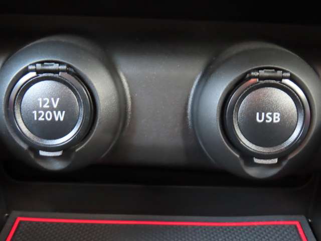 スズキ スイフト スポーツ １．４ R4年 (関東) 99