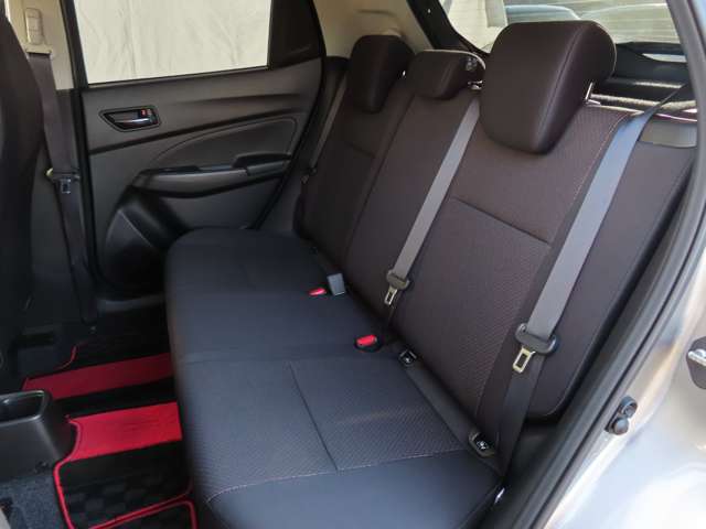 スズキ スイフト スポーツ １．４ R4年 (関東) 99