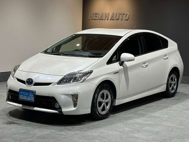 トヨタ プリウス １．８ Ｓ H26年 (近畿) 99