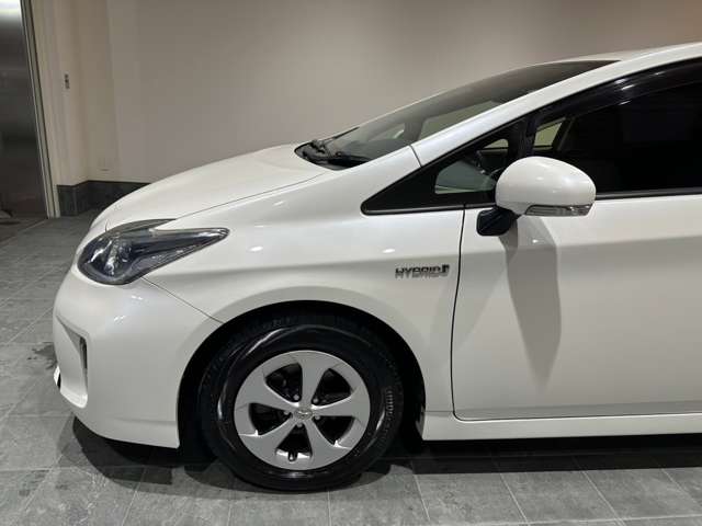 トヨタ プリウス １．８ Ｓ H26年 (近畿) 99