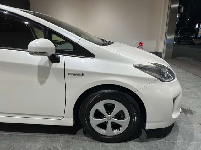 トヨタ プリウス １．８ Ｓ H26年 (近畿) 99