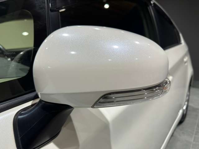 トヨタ プリウス １．８ Ｓ H26年 (近畿) 99