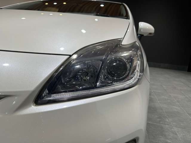 トヨタ プリウス １．８ Ｓ H26年 (近畿) 99